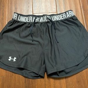 Pre-owned no flaws under armor shorts gray size Xs